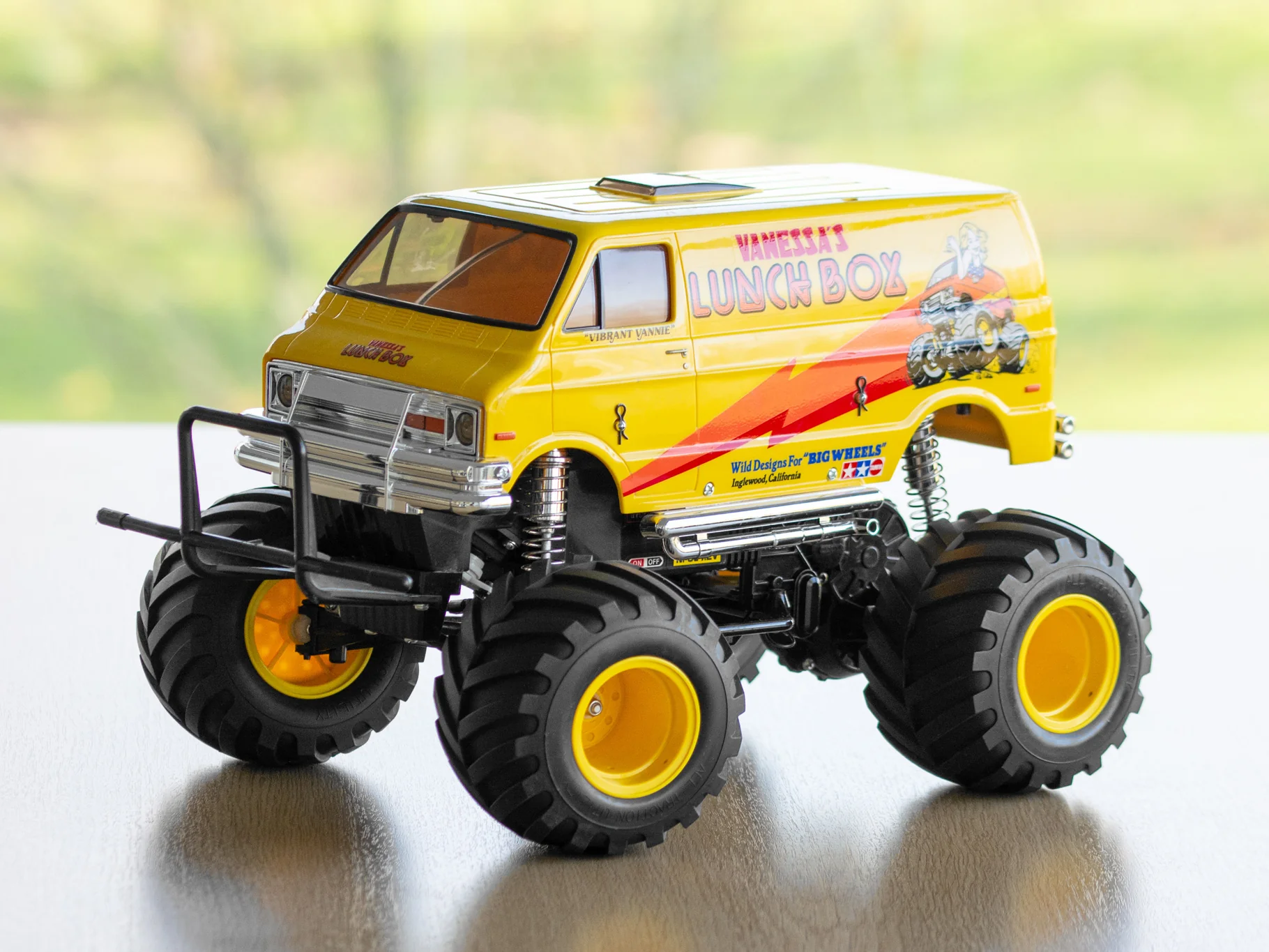 Tamiya Lunch Box 2005 Radio Control Monster Truck - Image 4