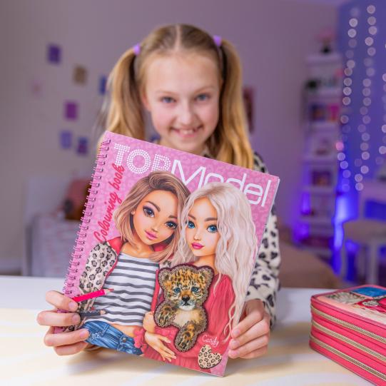 TOPModel Colouring Book LEOHEART - Image 5