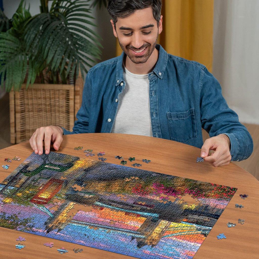 Ravensburger Tower Bridge at Sunset 1000 Piece Jigsaw Puzzle - Image 2
